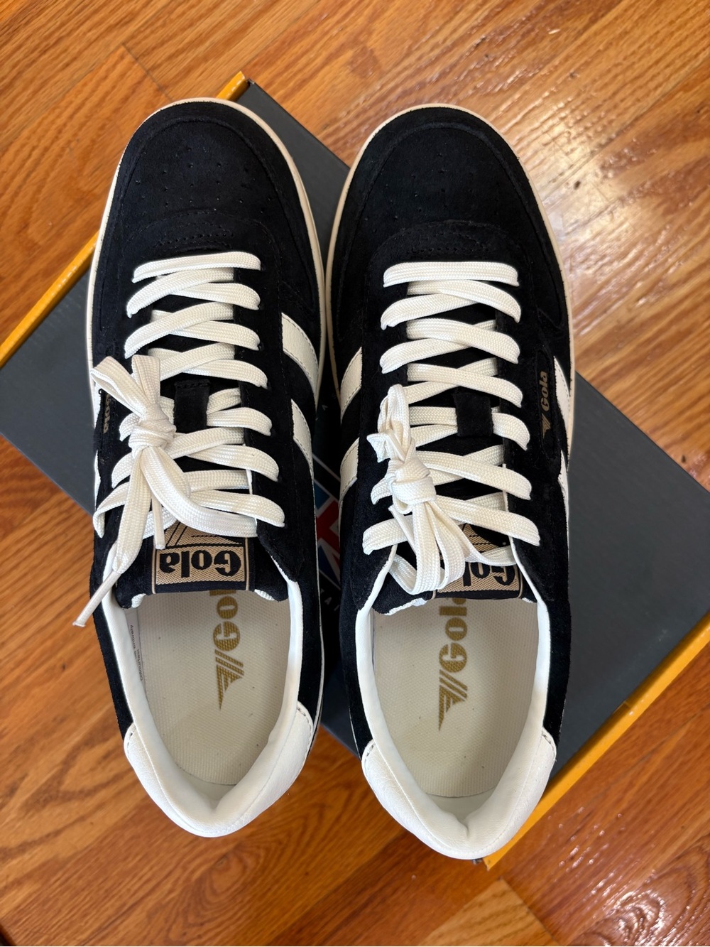 Gola Exclusive Hawk Suede Sneakers